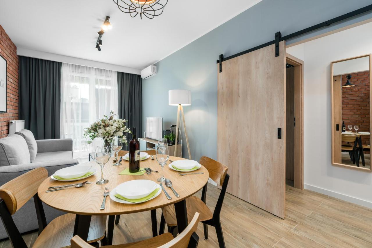 Premium Apartments Poznan Airport By Noclegi Renters Exterior foto